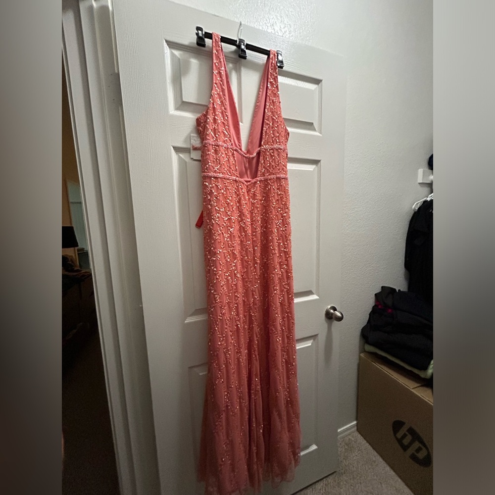 NWT Mac duggal dress size 12. Beautiful beading and coral color - Picture 6 of 11